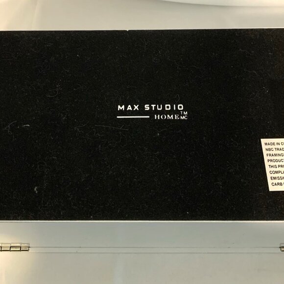 MAX STUDIO HOME Jewelry Box White w/Diamond Cut Out & Mirror Top - Picture 9 of 10